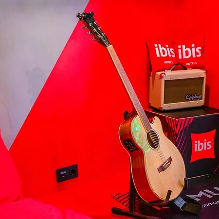 Ibis Centro Mercado Bolhao 3* פורטו