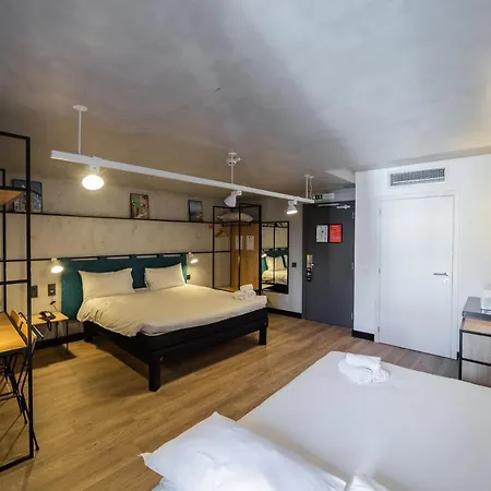 Ibis Centro Mercado Bolhao פורטו