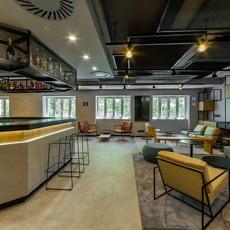 Ibis Centro Mercado Bolhao