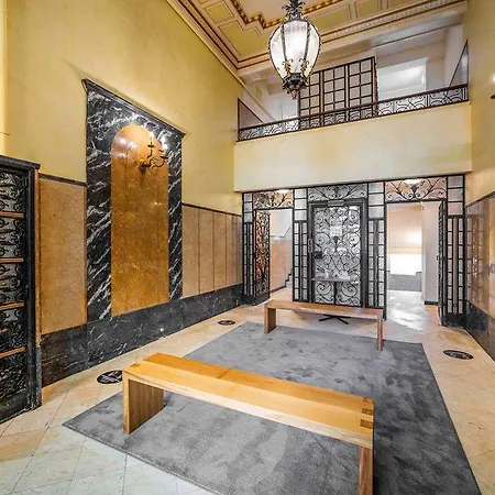 Ibis Centro Mercado Bolhao فندق