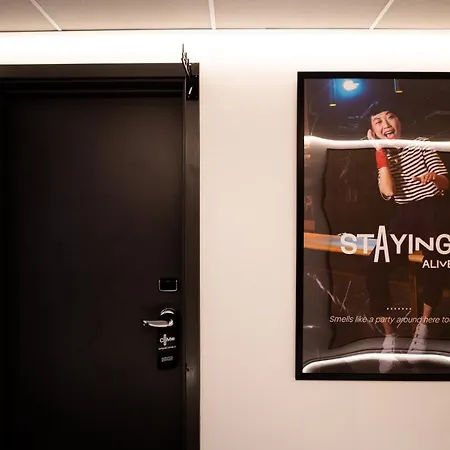 Ibis Centro Mercado Bolhao فندق