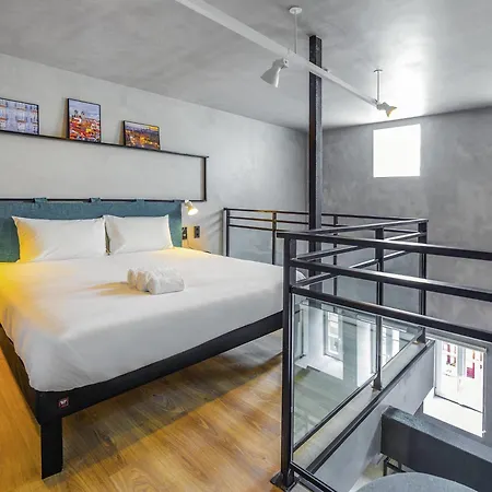 Ibis Centro Mercado Bolhao ホテル 3*