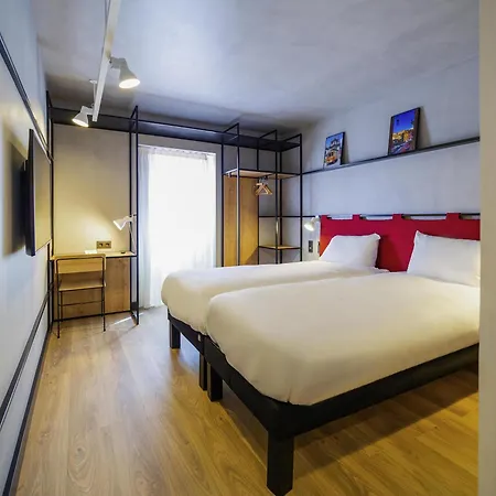 Ibis Centro Mercado Bolhao 3* ポルト