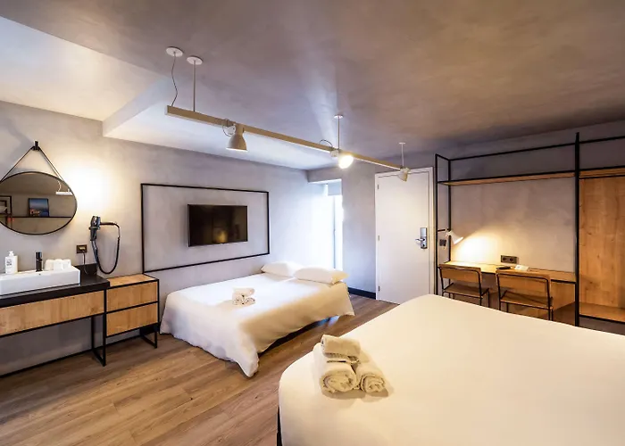 Ibis Centro Mercado Bolhao ポルト