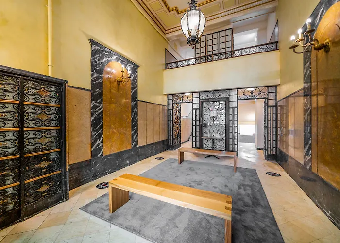 ホテル Ibis Centro Mercado Bolhao 3*