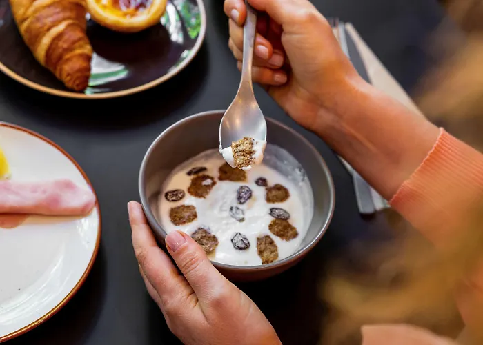 Ibis Centro Mercado Bolhao ホテル 3*