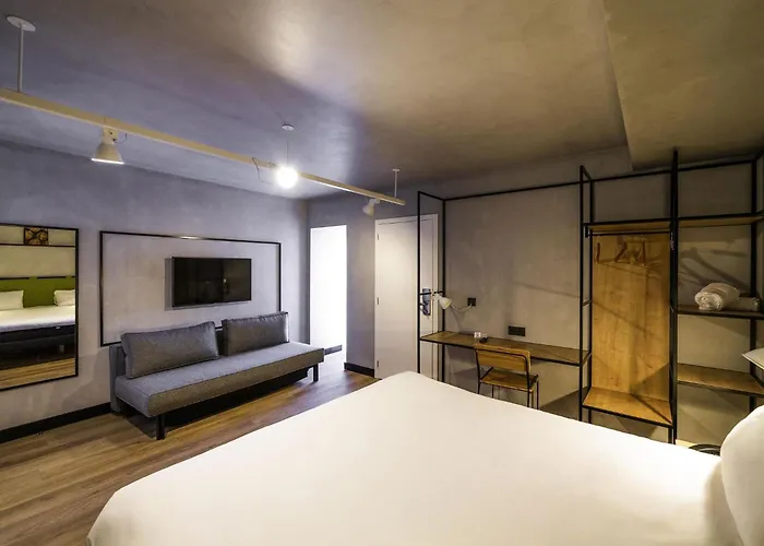 Ibis Centro Mercado Bolhao