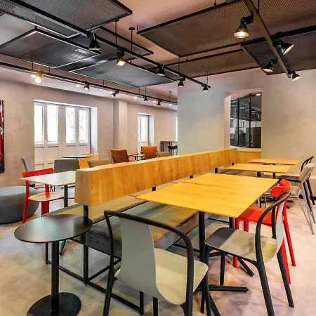 Ibis Centro Mercado Bolhao ポルト