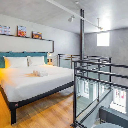 Ibis Centro Mercado Bolhao ホテル