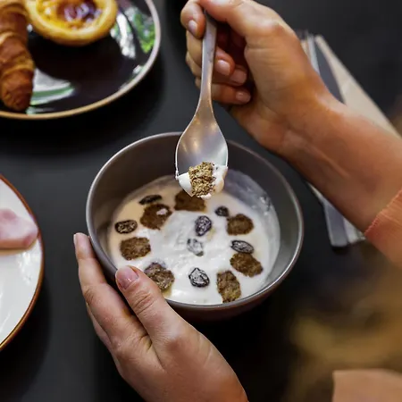 Ibis Centro Mercado Bolhao Hotel 3*