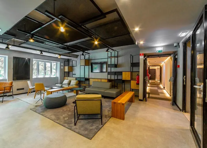 Ibis Centro Mercado Bolhao 3*