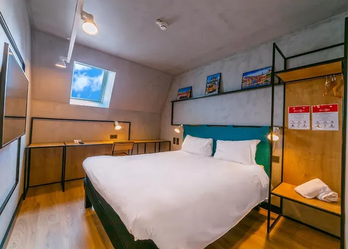 Ibis Centro Mercado Bolhao فندق بورتو