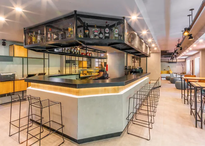 Ibis Centro Mercado Bolhao فندق 3*