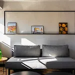 Ibis Centro Mercado Bolhao 3* פורטו